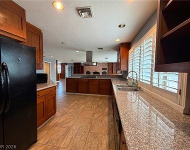 2010 E Pebble Road - Photo Thumbnail 6