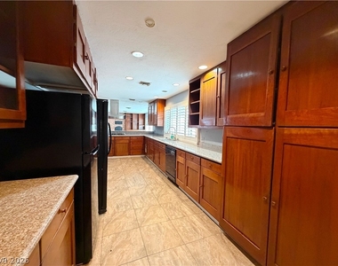 2010 E Pebble Road - Photo Thumbnail 5