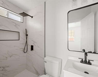 623 N 10th Street - Photo Thumbnail 11