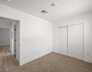 623 N 10th Street - Photo Thumbnail 17