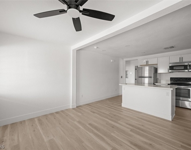 623 N 10th Street - Photo Thumbnail 19