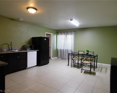 7006 Westpark Court - Photo Thumbnail 7