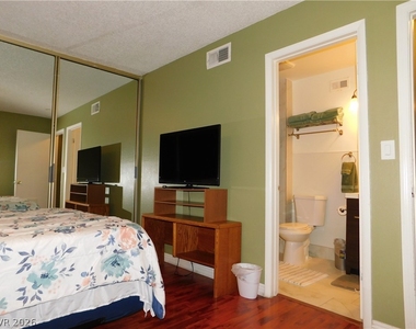 7006 Westpark Court - Photo Thumbnail 16