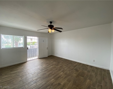 1300 N 22nd Street - Photo Thumbnail 9