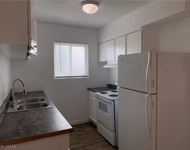 1300 N 22nd Street - Photo Thumbnail 6