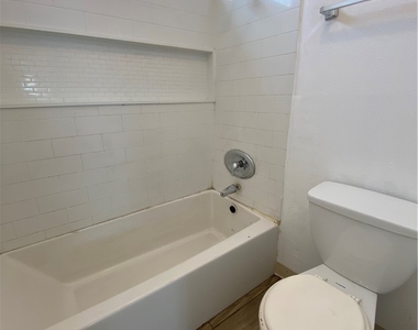 1300 N 22nd Street - Photo Thumbnail 8