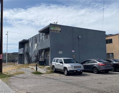 1300 N 22nd Street - Photo Thumbnail 12