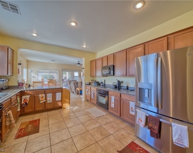 5720 Al Fresco Avenue - Photo Thumbnail 8