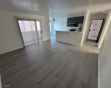 2771 Mountain Vista Street - Photo Thumbnail 5