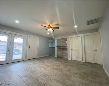 259 N Lamb Boulevard - Photo Thumbnail 8
