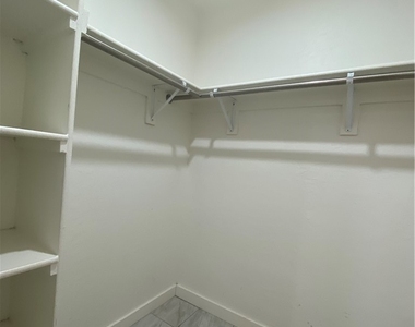 259 N Lamb Boulevard - Photo Thumbnail 14