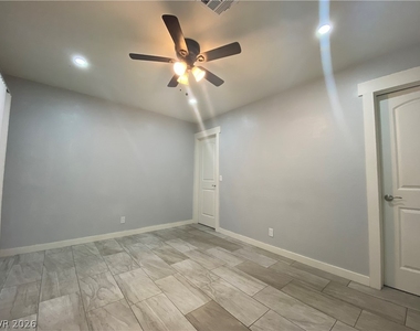 259 N Lamb Boulevard - Photo Thumbnail 9
