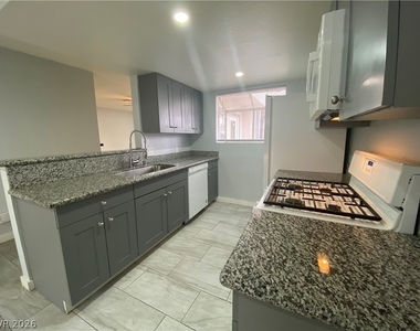 259 N Lamb Boulevard - Photo Thumbnail 3
