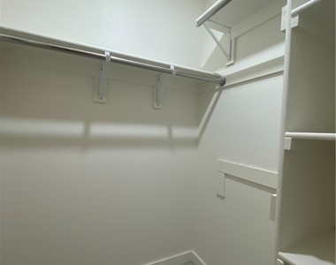 259 N Lamb Boulevard - Photo Thumbnail 15