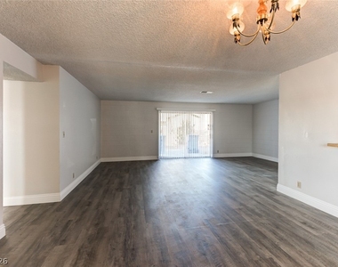 4417 Berkley Avenue - Photo Thumbnail 1