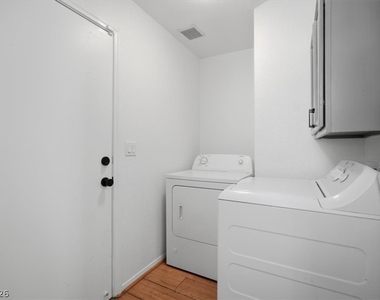 5437 Silent Path Way - Photo Thumbnail 14