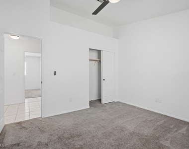 5437 Silent Path Way - Photo Thumbnail 11