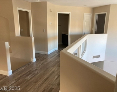 3120 Whispering Canyon Court - Photo Thumbnail 16