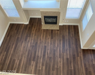 3120 Whispering Canyon Court - Photo Thumbnail 17