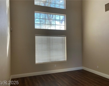 3120 Whispering Canyon Court - Photo Thumbnail 10