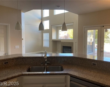 3120 Whispering Canyon Court - Photo Thumbnail 7