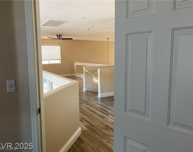 3120 Whispering Canyon Court - Photo Thumbnail 21