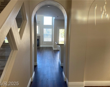 3120 Whispering Canyon Court - Photo Thumbnail 1