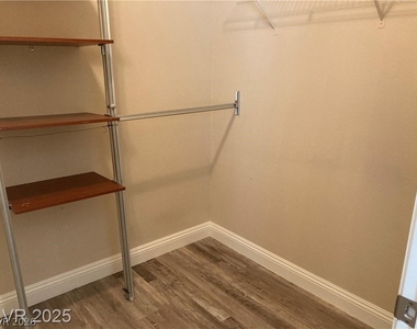 3120 Whispering Canyon Court - Photo Thumbnail 39
