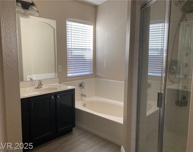 3120 Whispering Canyon Court - Photo Thumbnail 42