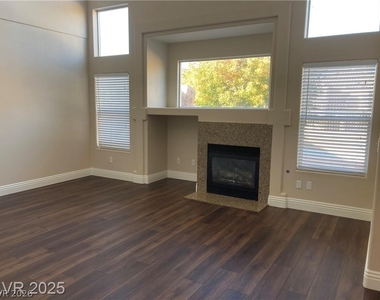 3120 Whispering Canyon Court - Photo Thumbnail 11
