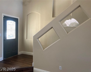 3120 Whispering Canyon Court - Photo Thumbnail 12