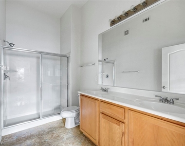 8985 S Durango Drive - Photo Thumbnail 18
