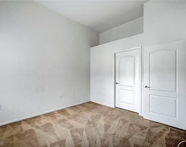 8985 S Durango Drive - Photo Thumbnail 19