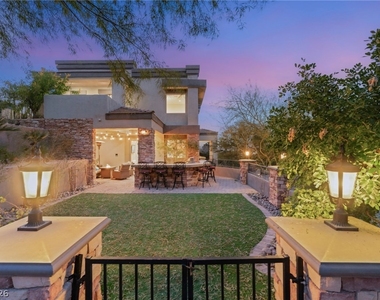 1635 Liege Drive - Photo Thumbnail 21