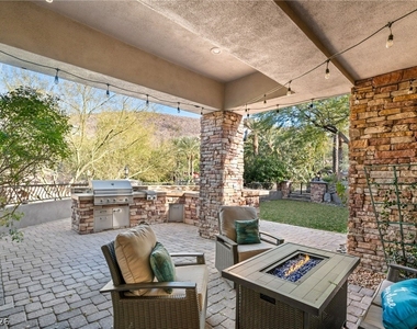 1635 Liege Drive - Photo Thumbnail 18
