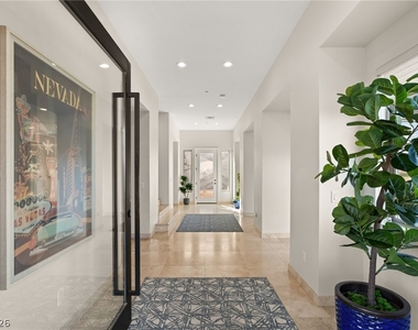 1635 Liege Drive - Photo Thumbnail 7