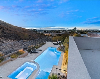 1635 Liege Drive - Photo Thumbnail 70