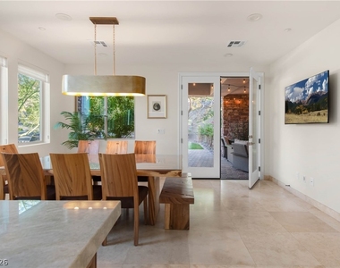 1635 Liege Drive - Photo Thumbnail 17