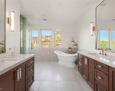 1635 Liege Drive - Photo Thumbnail 43