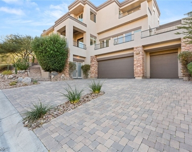 1635 Liege Drive - Photo Thumbnail 5