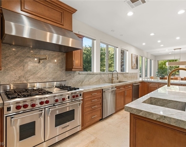 1635 Liege Drive - Photo Thumbnail 8
