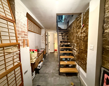 481 Evergreen Avenue - Photo Thumbnail 8