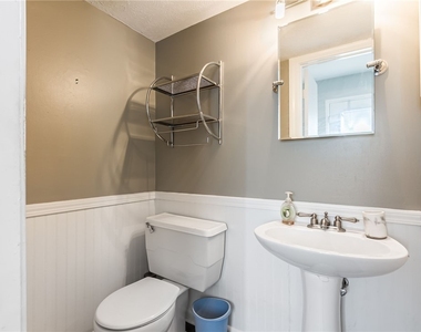 644 Eastbrooke Lane - Photo Thumbnail 12