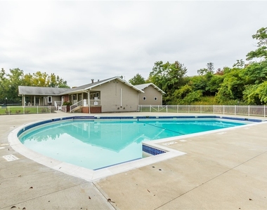 644 Eastbrooke Lane - Photo Thumbnail 22