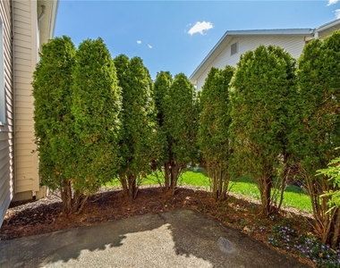 644 Eastbrooke Lane - Photo Thumbnail 20