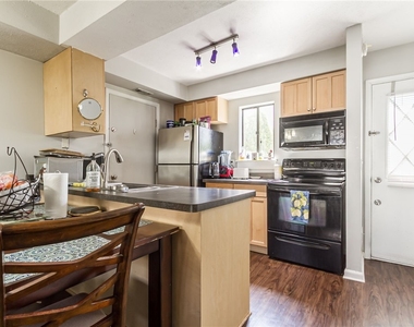 644 Eastbrooke Lane - Photo Thumbnail 8