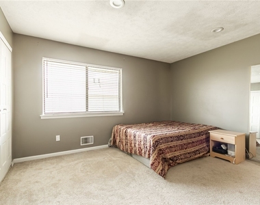 644 Eastbrooke Lane - Photo Thumbnail 13