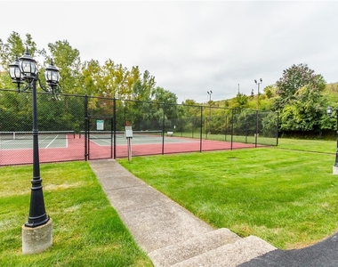 644 Eastbrooke Lane - Photo Thumbnail 23