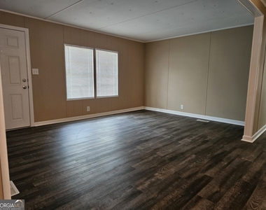 647 Buck Creek Road - Photo Thumbnail 11