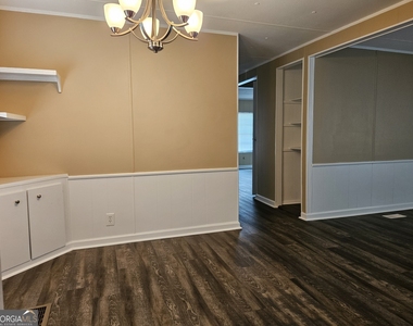 647 Buck Creek Road - Photo Thumbnail 10
